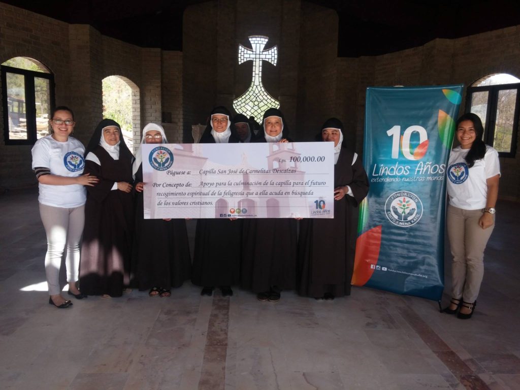 Fundación Chito y Nena Kafie apoya con 100 mil lempiras para culminación de la Capilla San Jose de las Carmelitas Descalzas